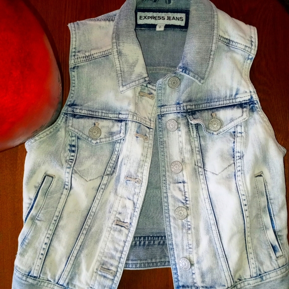 express denim vest